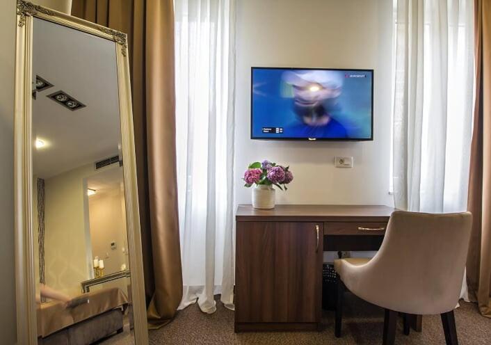 Central Luxury Rooms Omiš Eksteriør bilde